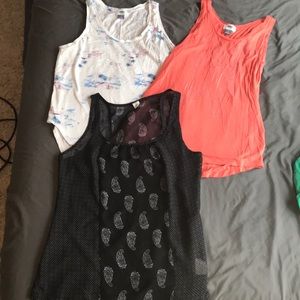 Lot of 3 Old Navy Tanks